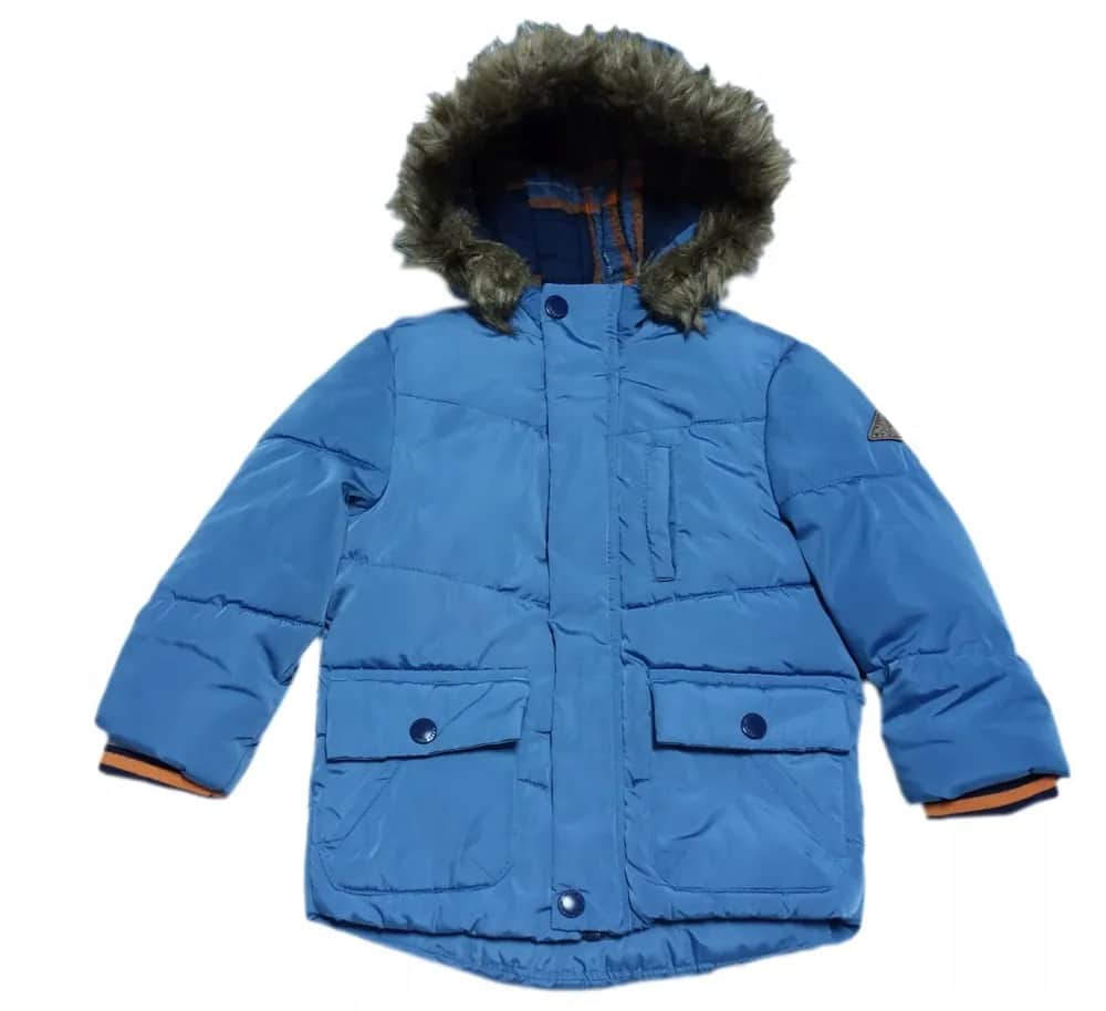 Kurtki zimowe dla chłopca C&A – ciepłe modele na każdą pogodę