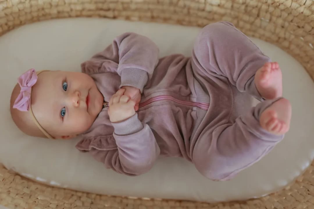 Welurowe body niemowlęce – komfort i bezpieczeństwo dla Twojego dziecka